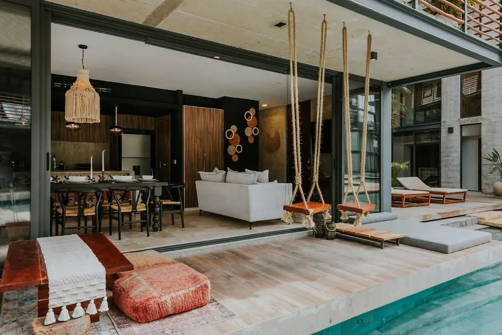 Cenote + Swim-Up + Luxury Condo Tulum 0*,  Mexiko